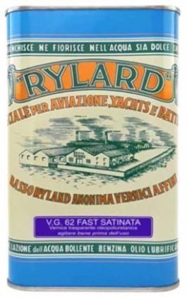 Rylard VG 62, himmeä venelakka. Pakkauskoko 1 litra.